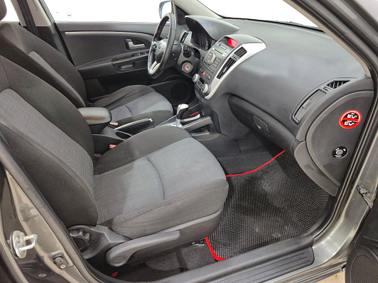 Kia Ceed Prestige, 2010 года, пробег 213097 км