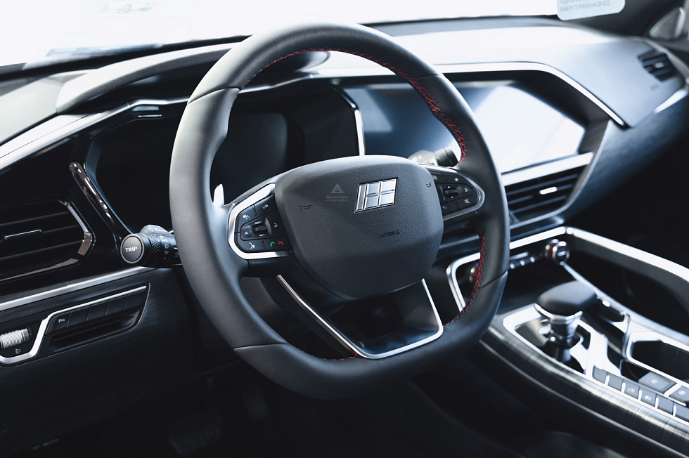 Knewstar 001 Flagship Sport, черный