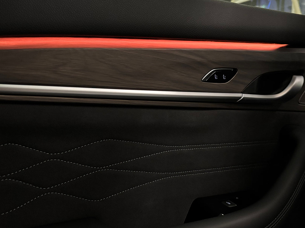 Geely Monjaro Flagship SE, зеленый