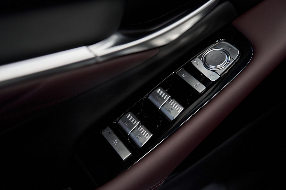 GAC M8 GX Premium, черный