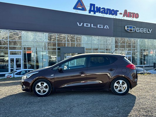 Kia Ceed Luxe, 2012 года, пробег 138800 км