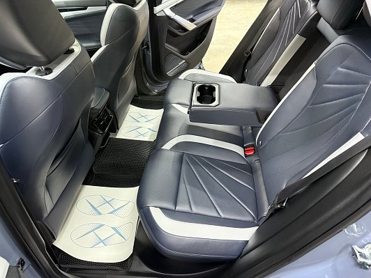 Geely Atlas Флагман, 2024 года, пробег 45768 км