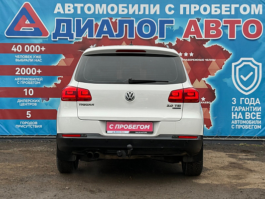 Volkswagen Tiguan Avenue, 2013 года, пробег 272000 км