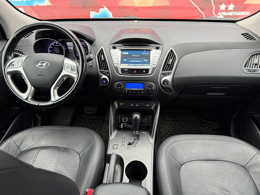 Hyundai ix35 Prestige, 2012 года, пробег 184000 км