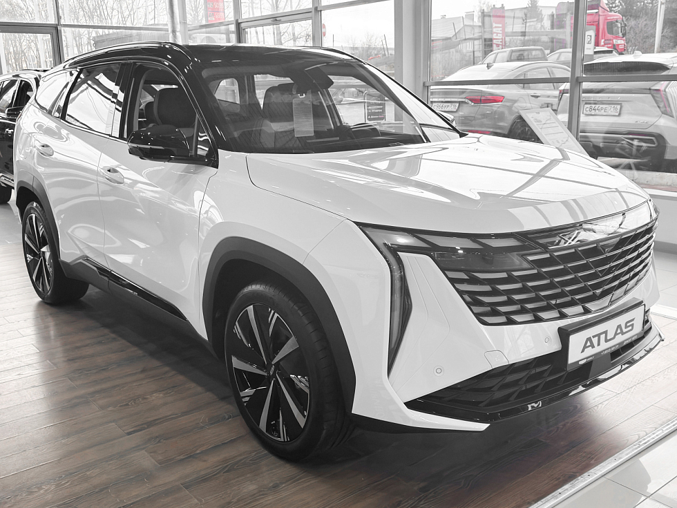 Geely Atlas Luxury, белый