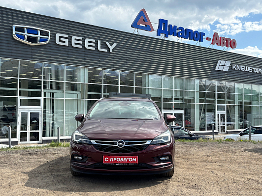 Opel Astra, 2018 года, пробег 190400 км