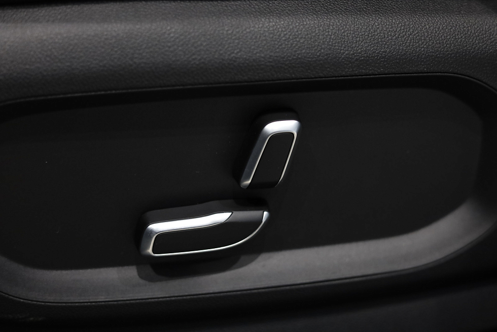 Omoda C7 Joy, серебряный