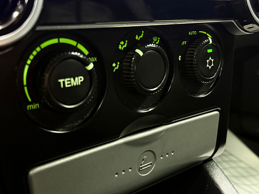 Lada (ВАЗ) Priora, 2013 года, пробег 306142 км