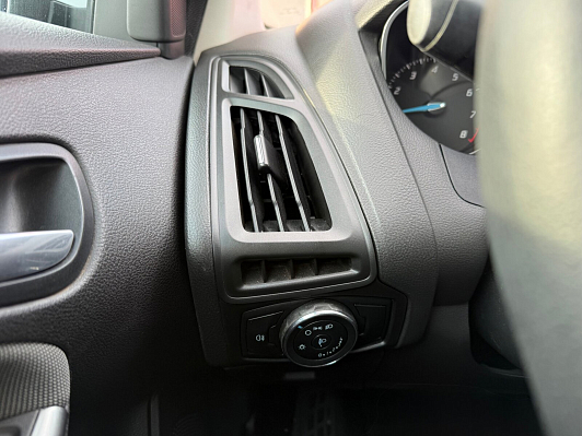 Ford Focus SYNC Edition, 2011 года, пробег 173113 км