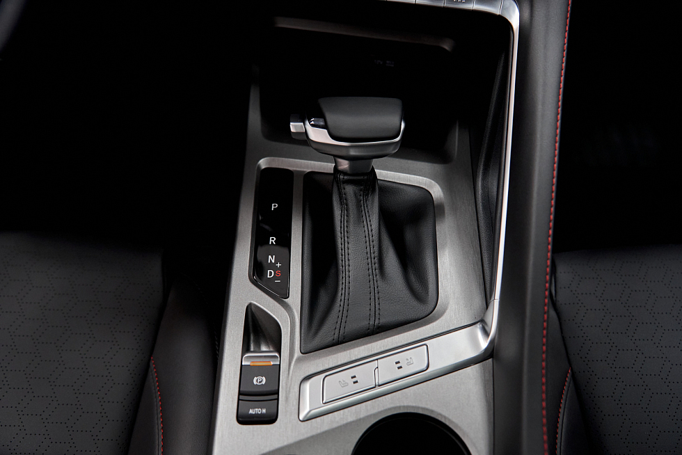 Changan CS35 Plus Advance, красный