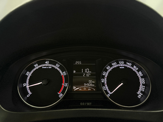 Skoda Rapid Hockey Edition Active, 2019 года, пробег 93860 км