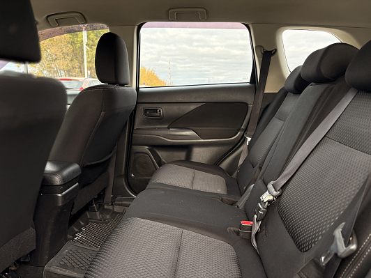 Mitsubishi Outlander Invite, 2016 года, пробег 268552 км