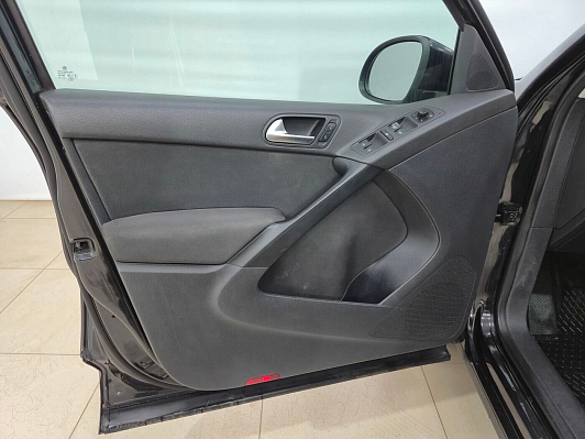 Volkswagen Tiguan CLUB, 2011 года, пробег 258377 км
