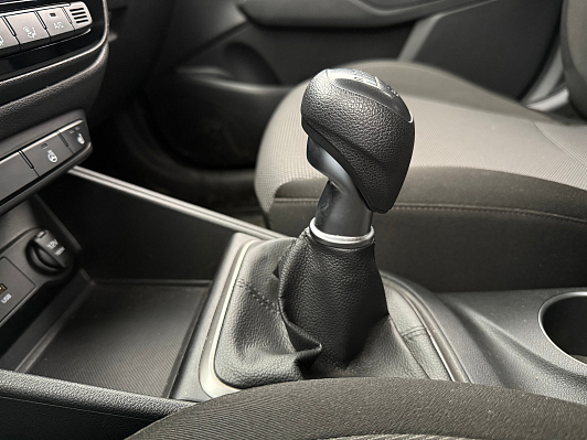 Hyundai Solaris Comfort, 2021 года, пробег 54900 км