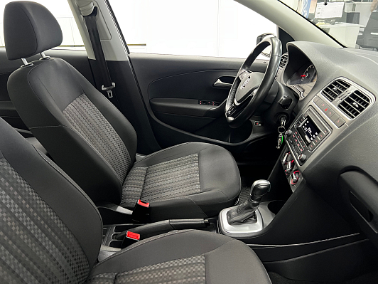 Volkswagen Polo Comfortline, 2020 года, пробег 119415 км