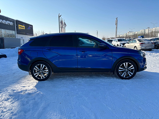 Lada (ВАЗ) Vesta Luxe, 2021 года, пробег 73072 км