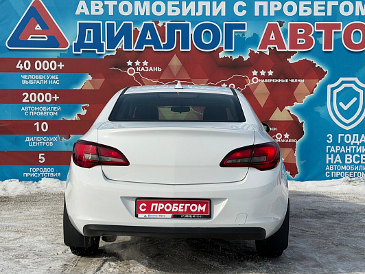 Opel Astra Enjoy, 2014 года, пробег 240000 км