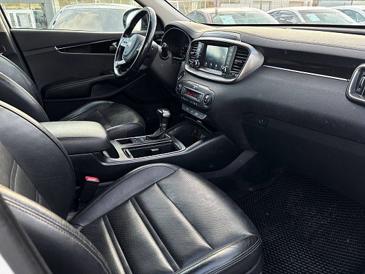 Kia Sorento Luxe, 2018 года, пробег 99342 км