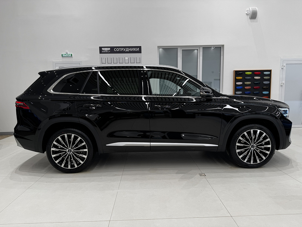 Geely Monjaro Флагман, черный