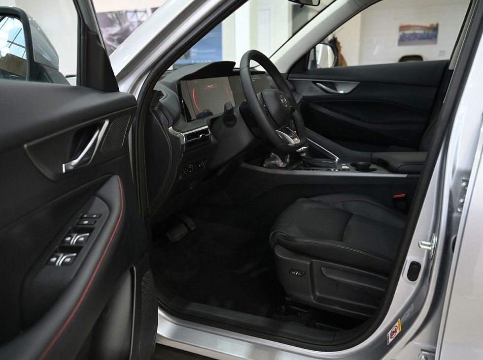 Changan CS35 Plus Техно, серебряный