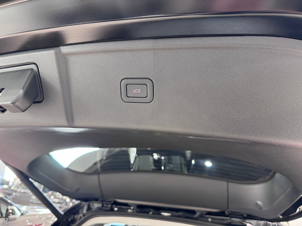 Hongqi HS5 Делюкс, черный