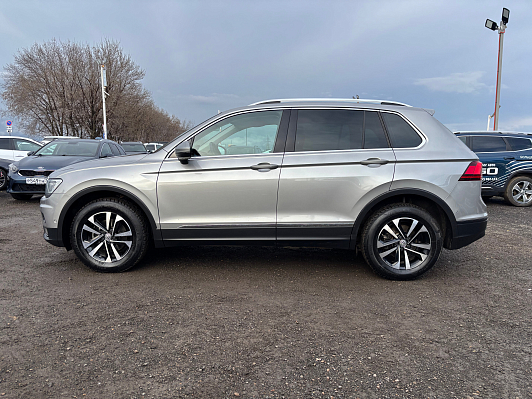 Volkswagen Tiguan CONNECT PLUS, 2019 года, пробег 130000 км