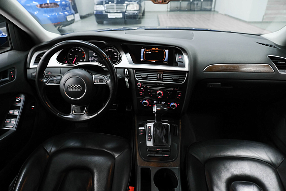 Audi A4 Comfort, 2015 года, пробег 205500 км