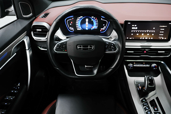 Geely Coolray Flagship, 2021 года, пробег 25566 км