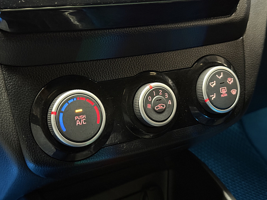 Kia Rio Luxe FCC, 2016 года, пробег 144000 км