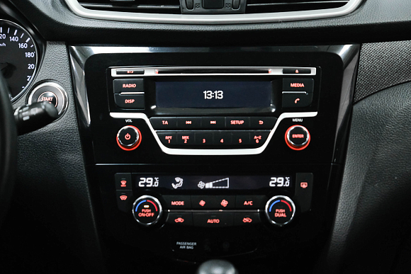 Nissan X-Trail, 2017 года, пробег 107000 км