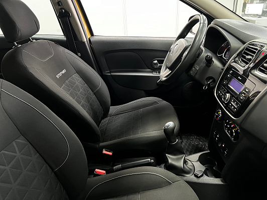 Renault Sandero Privilege, 2017 года, пробег 93000 км