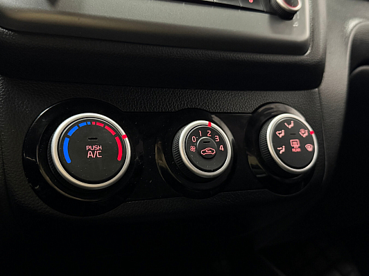 Kia Rio, 2016 года, пробег 112578 км