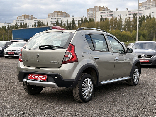 Renault Sandero, 2013 года, пробег 121500 км