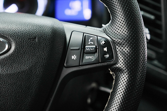 Lada (ВАЗ) XRAY Comfort, 2017 года, пробег 105000 км