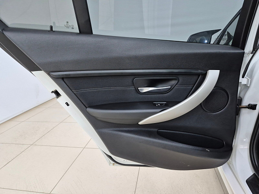 BMW 3 серии 318i Sport Line, 2015 года, пробег 160245 км