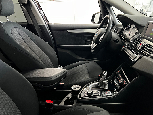 BMW 2 серии Active Tourer 218i Advantage Plus, 2019 года, пробег 76774 км