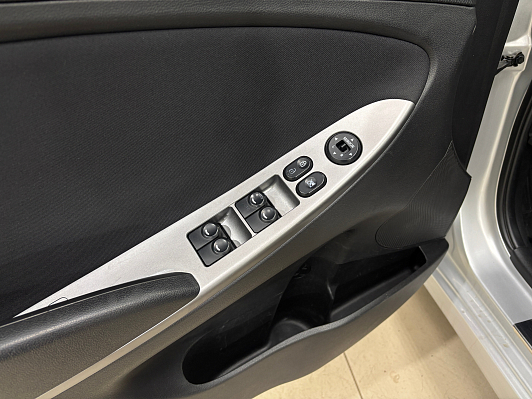 Hyundai Solaris Comfort, 2015 года, пробег 219082 км