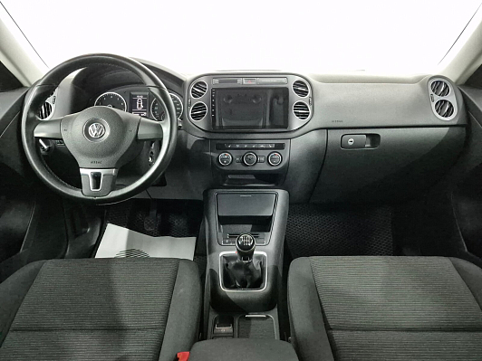 Volkswagen Tiguan, 2016 года, пробег 178977 км