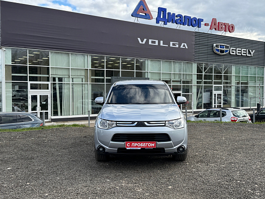 Mitsubishi Outlander Inform, 2013 года, пробег 252500 км