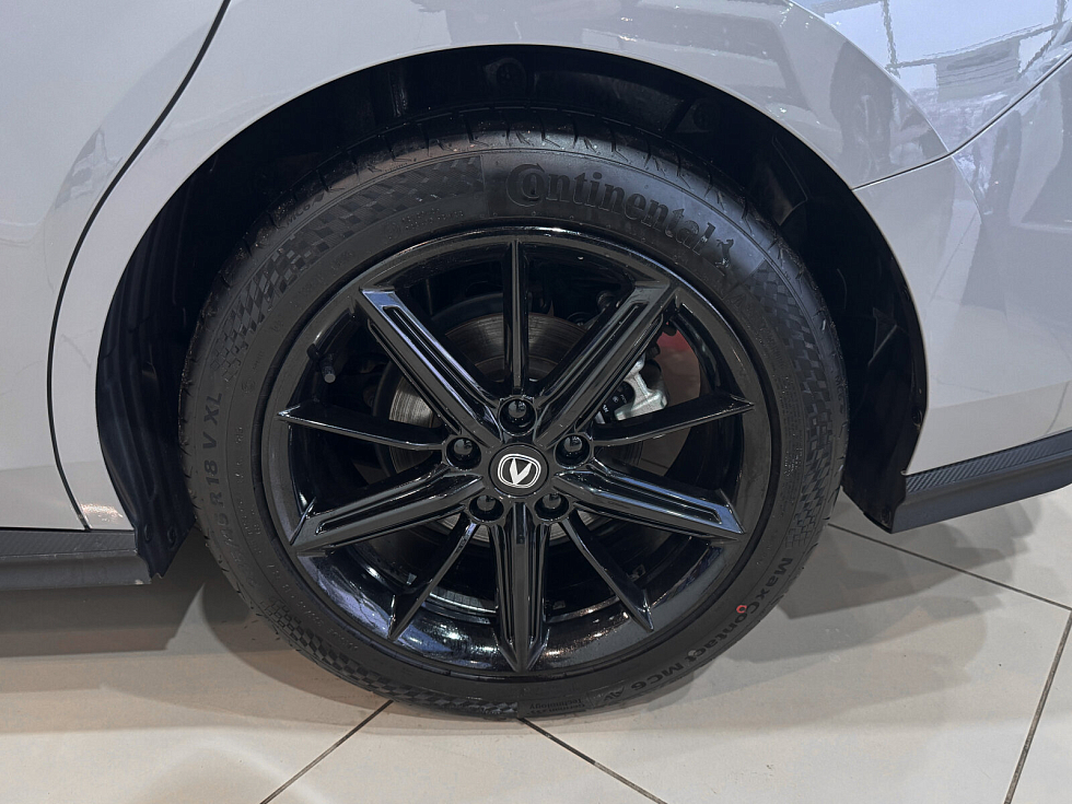 Changan UNI-V Стандарт, серебряный