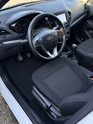 Lada (ВАЗ) Vesta Comfort Multimedia (2018-2019), 2017 года, пробег 144800 км