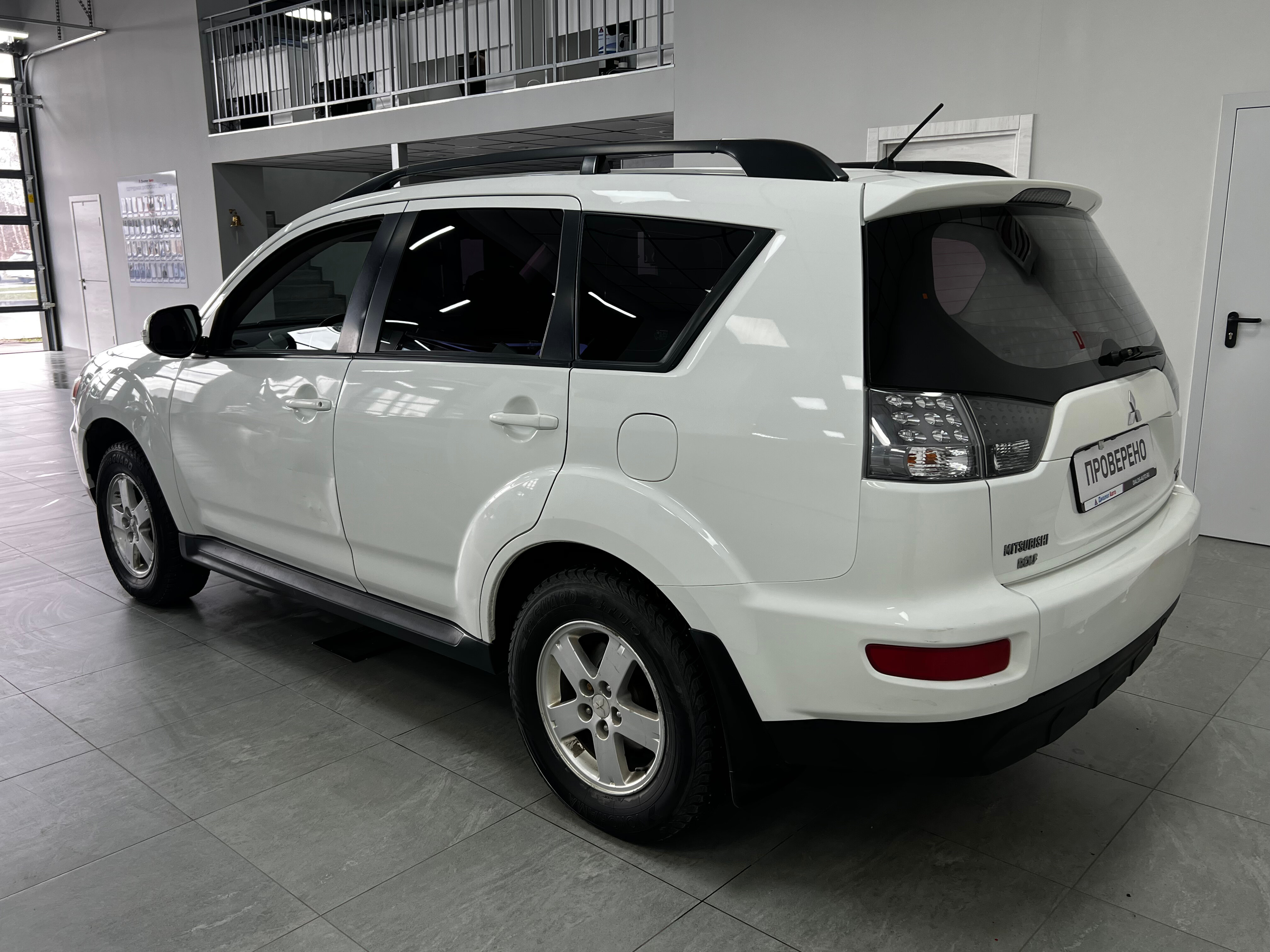 Mitsubishi Outlander Instyle, 2011 года, пробег 256000 км