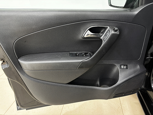 Volkswagen Polo Comfortline, 2014 года, пробег 201144 км