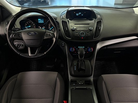 Ford Kuga Titanium, 2016 года, пробег 192000 км