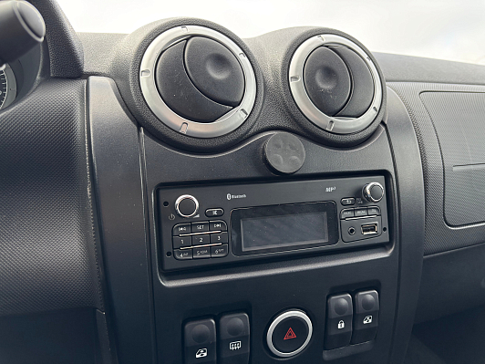 Lada (ВАЗ) Largus Luxe Prestige Glonass (5 мест) (2018-2019), 2020 года, пробег 95376 км