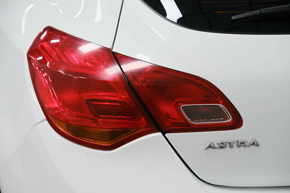 Opel Astra Cosmo, 2012 года, пробег 169849 км