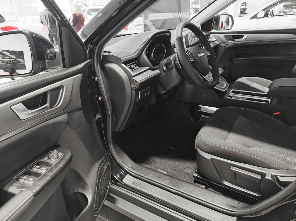Haval M6 Оптимум, черный
