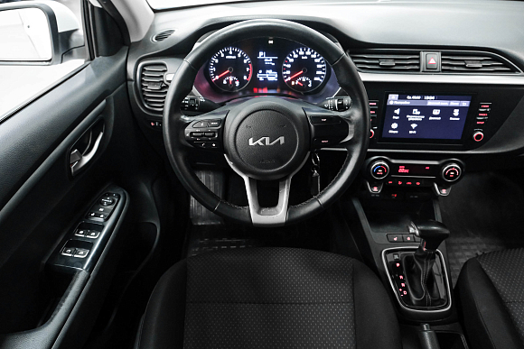 Kia Rio Style, 2021 года, пробег 70065 км