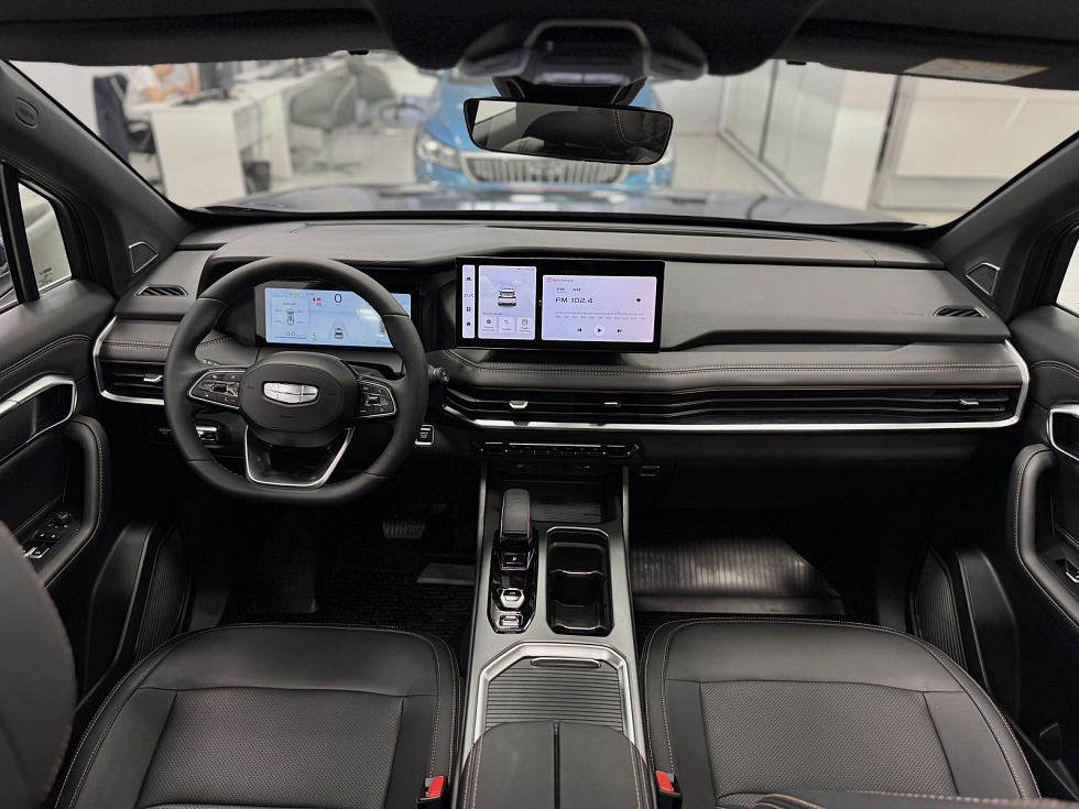 Geely Okavango Flagship, синий