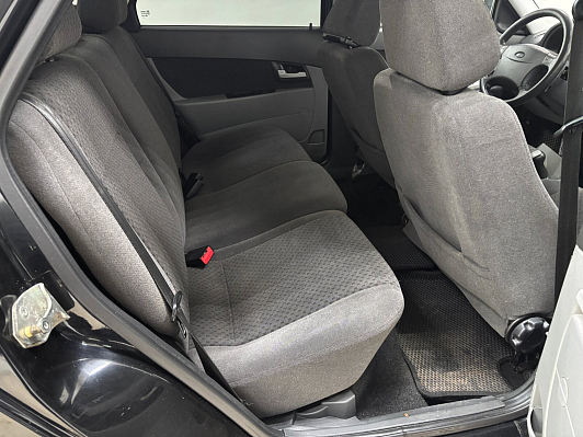 Lada (ВАЗ) Priora Люкс, 2011 года, пробег 211000 км